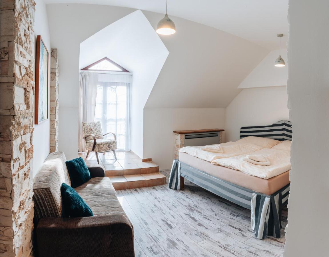 Kastely Grof Zichy Otel Haniska Dış mekan fotoğraf