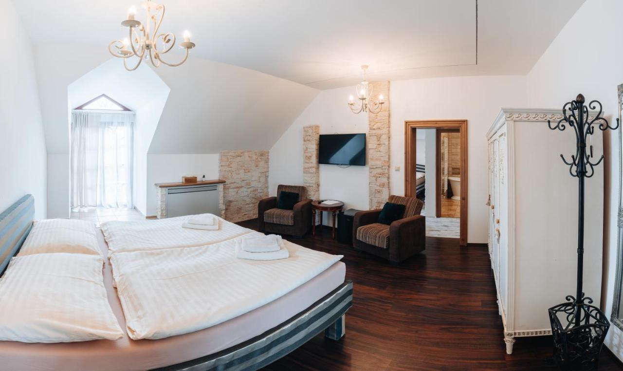 Kastely Grof Zichy Otel Haniska Dış mekan fotoğraf