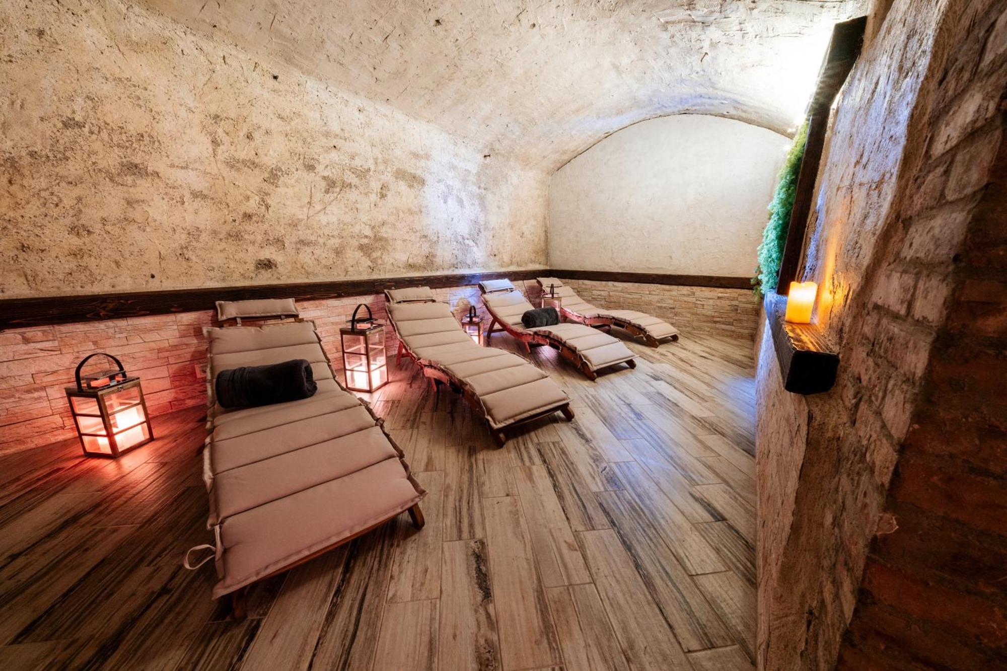 Kastely Grof Zichy Otel Haniska Dış mekan fotoğraf